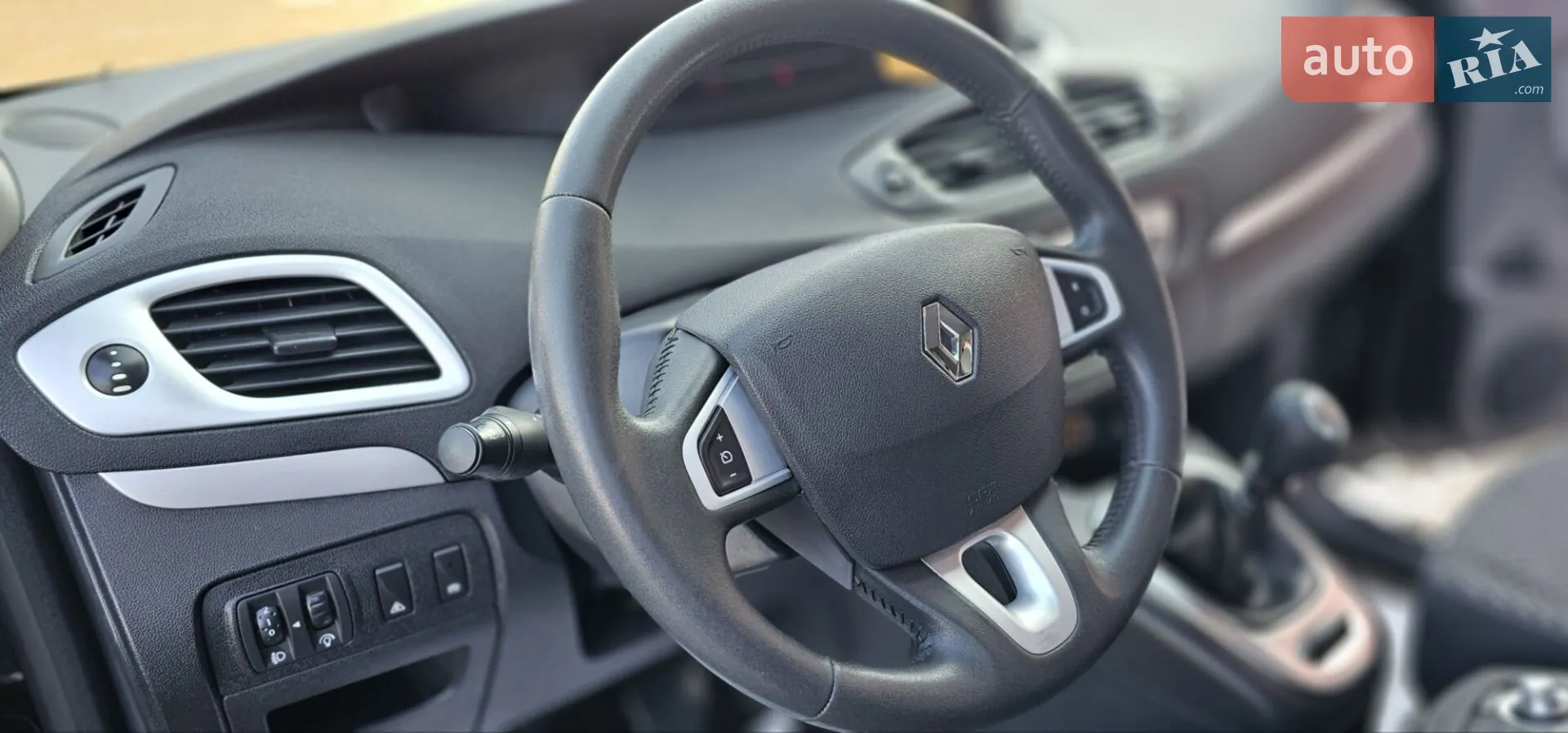 2011 Renault Scenic - мініатюра 10