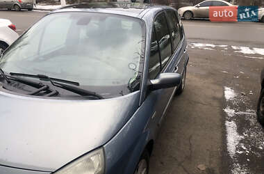 Минивэн Renault Scenic 2005 в 