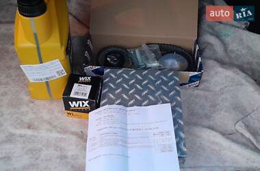 Минивэн Renault Scenic 2015 в 