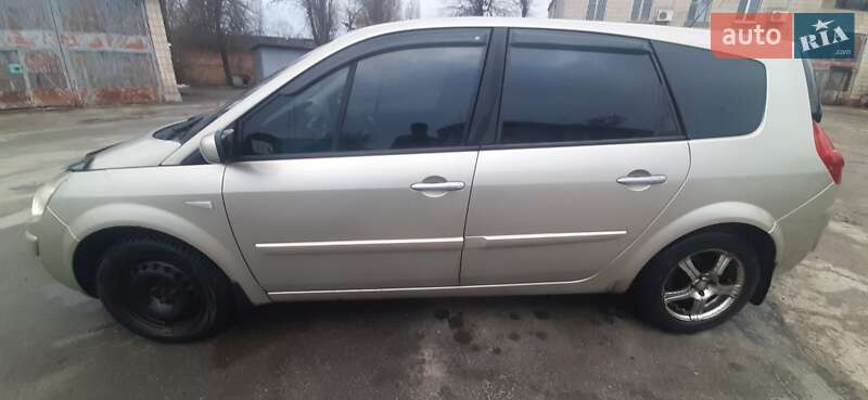 Минивэн Renault Scenic 2007 в Киеве
