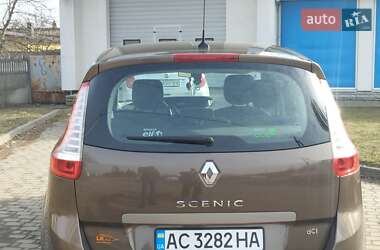 Минивэн Renault Scenic 2011 в 