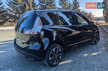 Мінівен Renault Scenic 2015 в 