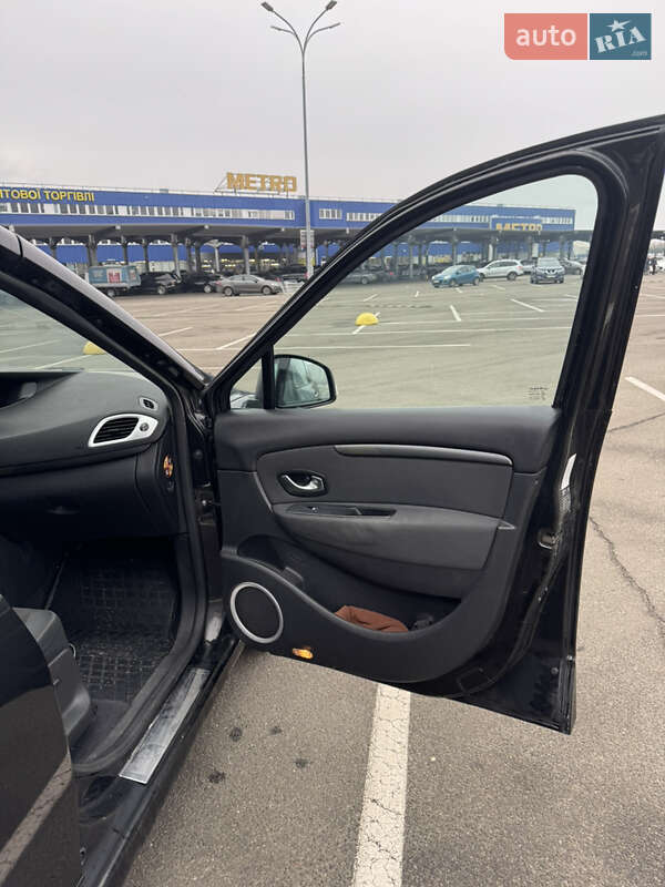 Минивэн Renault Scenic 2010 в Киеве фото 13 Минивэн Renault Scenic 2010 в Киеве
