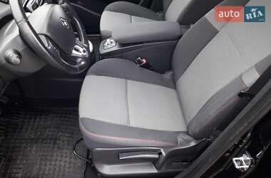 Минивэн Renault Scenic 2014 в Киеве