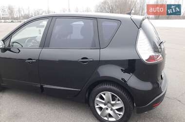 Минивэн Renault Scenic 2014 в Киеве