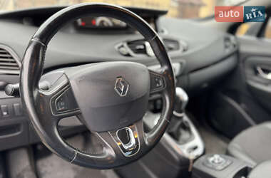 Мінівен Renault Scenic 2015 в 
