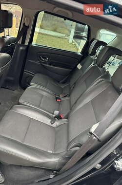 Мінівен Renault Scenic 2015 в 