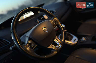 Мінівен Renault Scenic 2015 в 