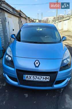 Минивэн Renault Scenic 2009 в Лозовой