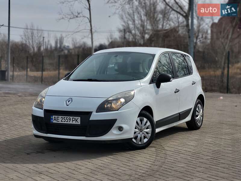 Мінівен Renault Scenic 2011 в Дніпрі