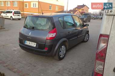 Минивэн Renault Scenic 2003 в 