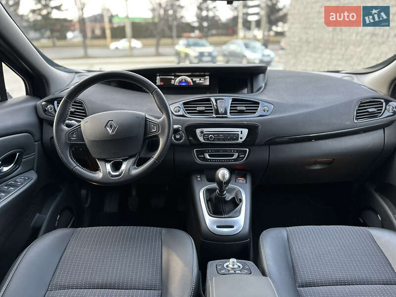 Минивэн Renault Scenic 2013 в Луцке