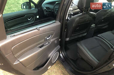 Минивэн Renault Scenic 2011 в 