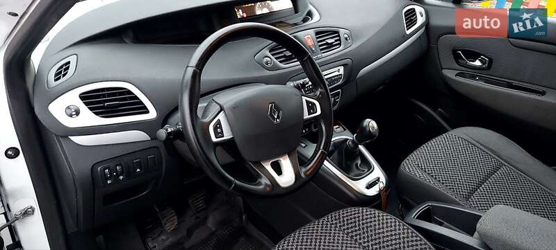Минивэн Renault Scenic 2011 в Бердичеве