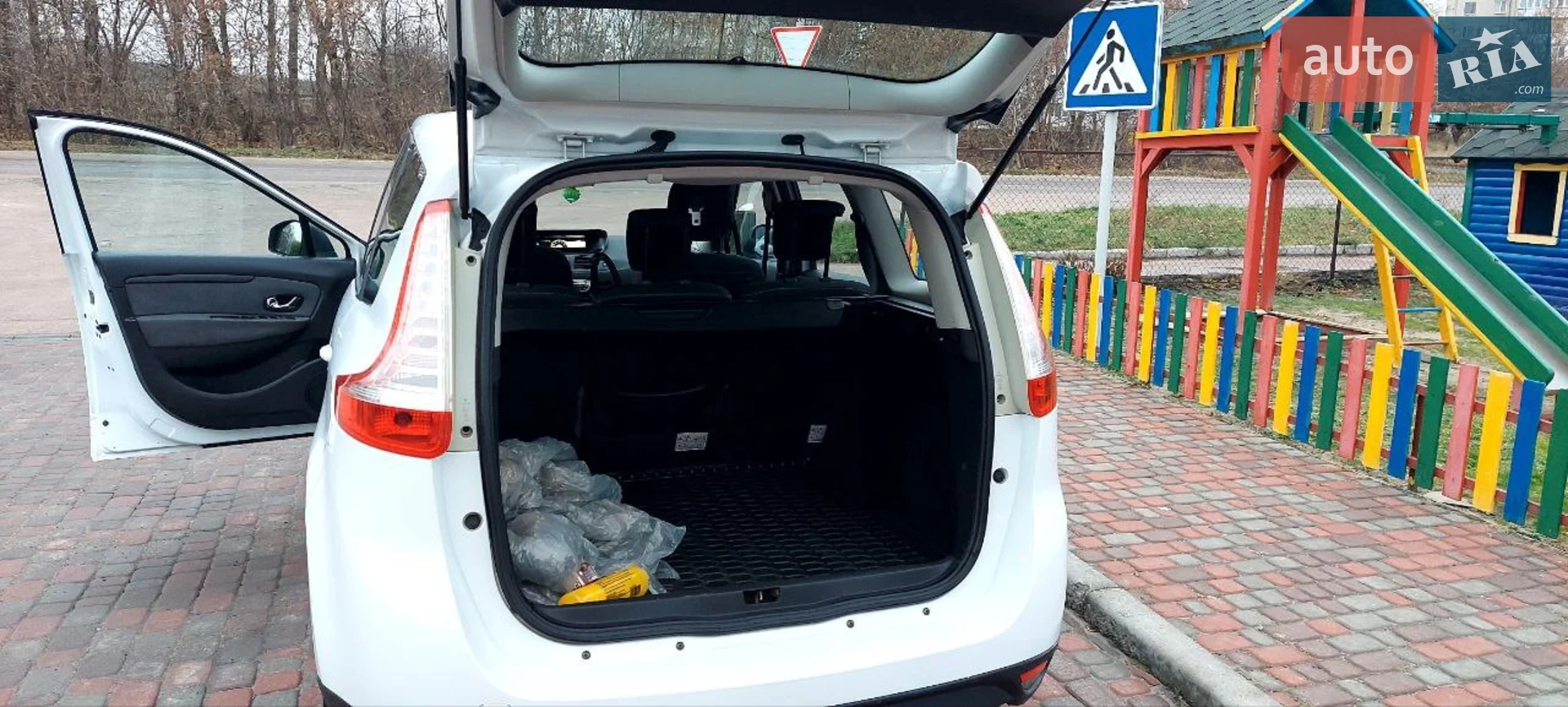 2011 Renault Scenic - мініатюра 8