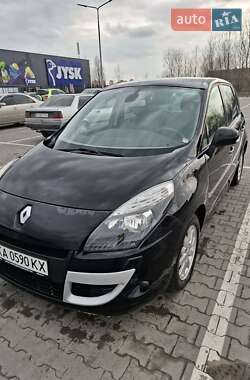 Минивэн Renault Scenic 2012 в Киеве