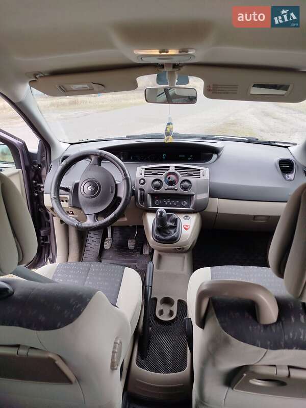 Минивэн Renault Scenic 2004 в Ковеле