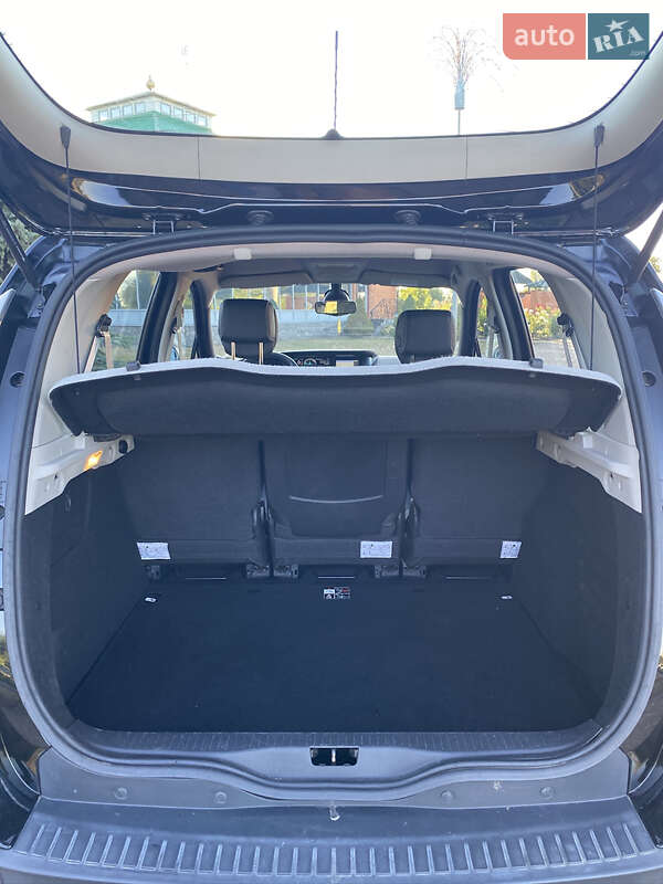 Мінівен Renault Scenic 2012 в Хоролі