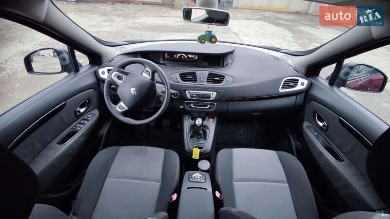 Минивэн Renault Scenic 2012 в Днепре