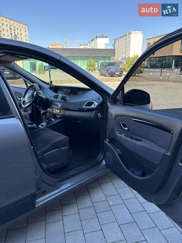 Мінівен Renault Scenic 2012 в Хмельницькому