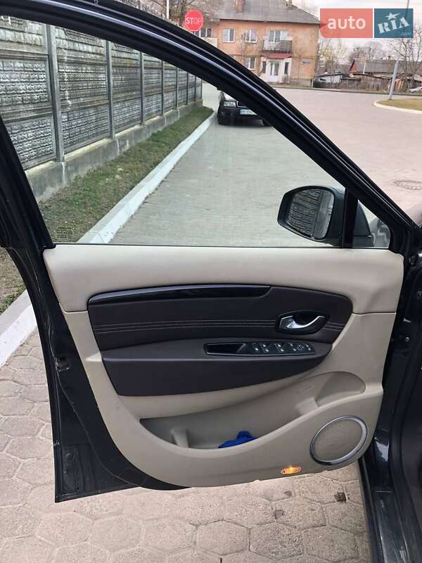 Минивэн Renault Scenic 2010 в Костополе