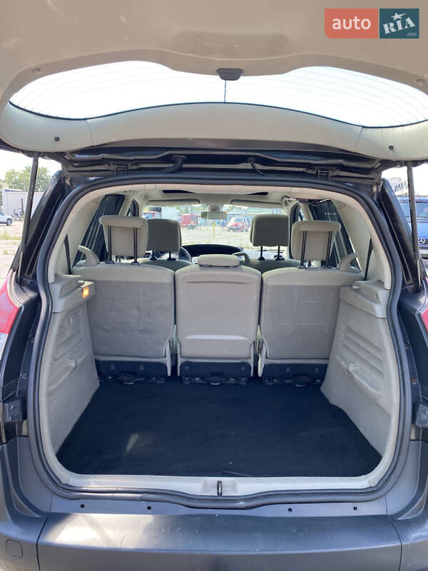 Мінівен Renault Scenic 2006 в Кременчуці