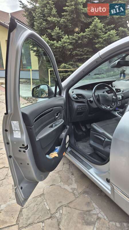 Мінівен Renault Scenic 2015 в Новомосковську