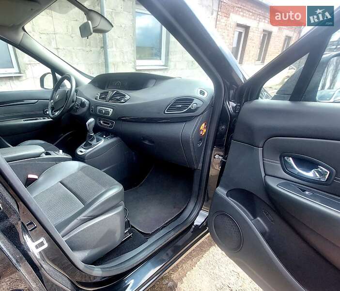 Мінівен Renault Scenic 2015 в Луцьку