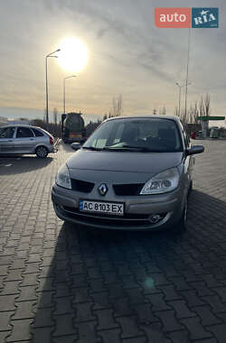 Минивэн Renault Scenic 2006 в 