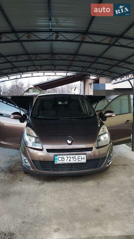 Минивэн Renault Scenic 2011 в Чернигове