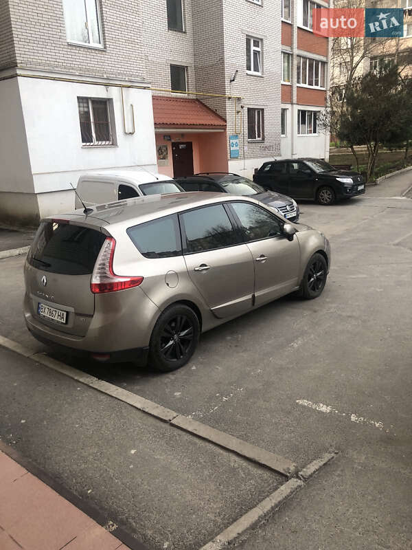 Мінівен Renault Scenic 2010 в Хмельницькому