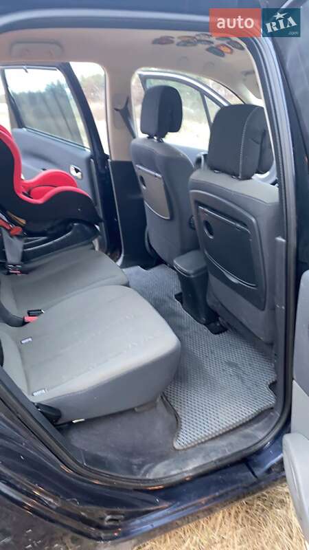 Минивэн Renault Scenic 2007 в Бродах