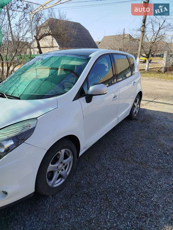 Мінівен Renault Scenic 2011 в Ізмаїлі