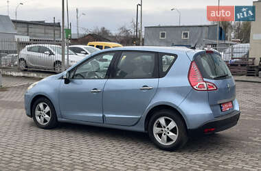Минивэн Renault Scenic 2010 в 