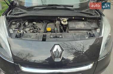 Мінівен Renault Scenic 2012 в 