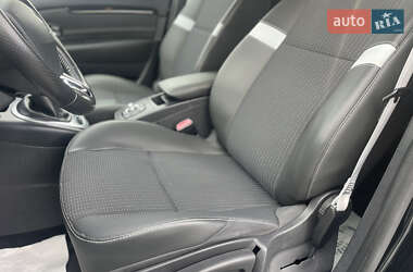 Минивэн Renault Scenic 2013 в 