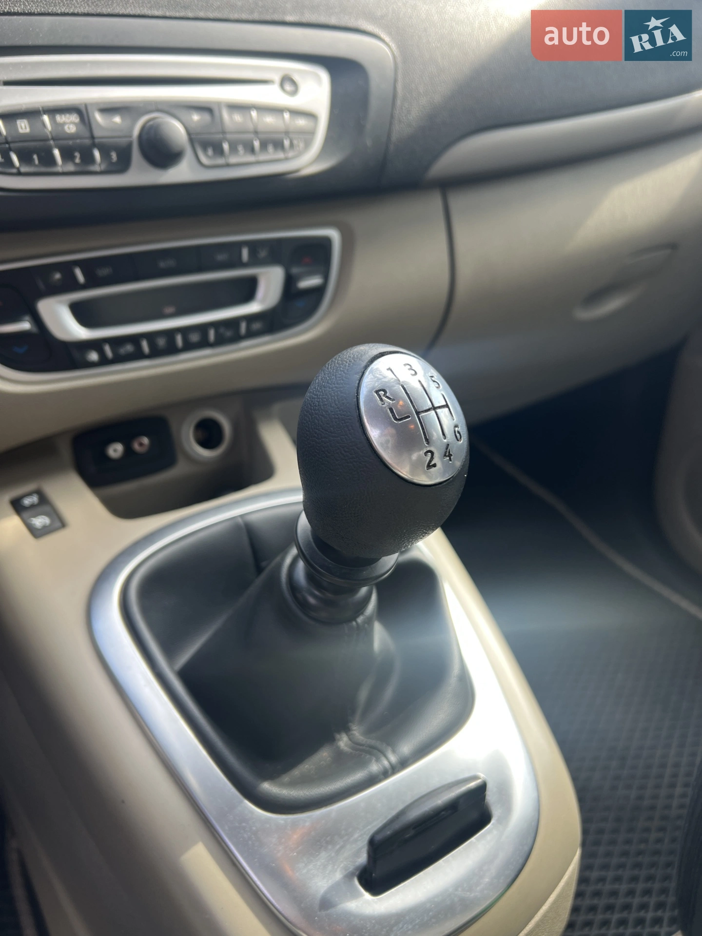 2011 Renault Scenic - мініатюра 21