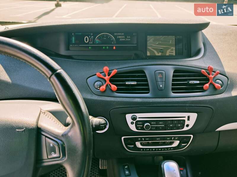 Минивэн Renault Scenic 2013 в Киеве