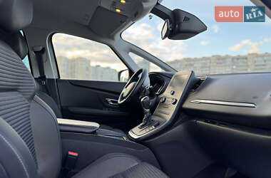 Минивэн Renault Scenic 2021 в 