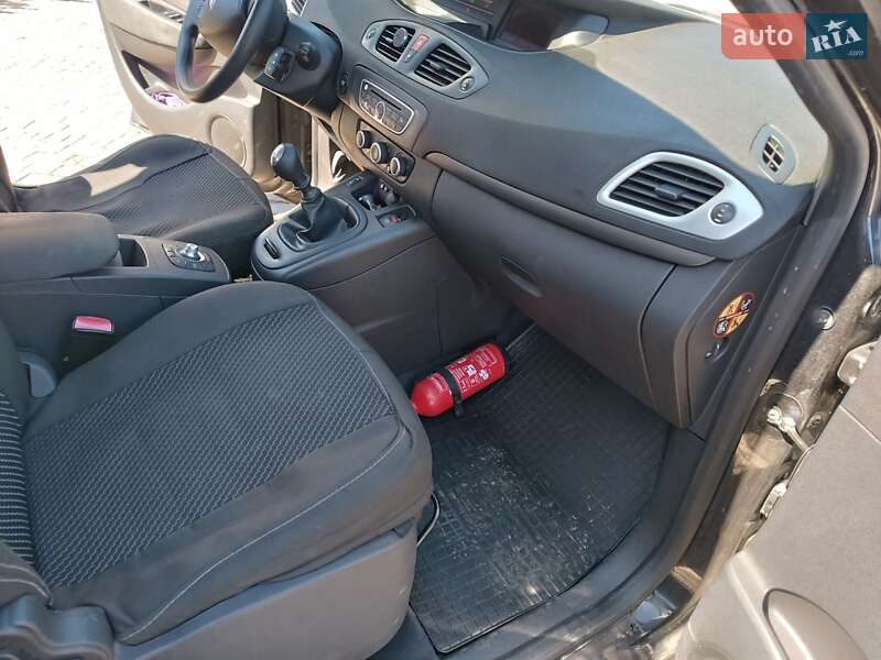 Минивэн Renault Scenic 2009 в Ивано-Франковске фото 11 Минивэн Renault Scenic 2009 в Ивано-Франковске