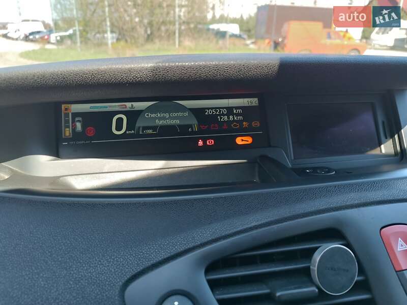 Минивэн Renault Scenic 2009 в Ивано-Франковске фото 13 Минивэн Renault Scenic 2009 в Ивано-Франковске