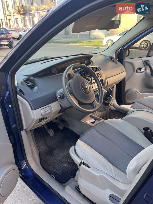 Минивэн Renault Scenic 2005 в Полтаве