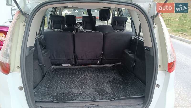 Минивэн Renault Scenic 2014 в Львове