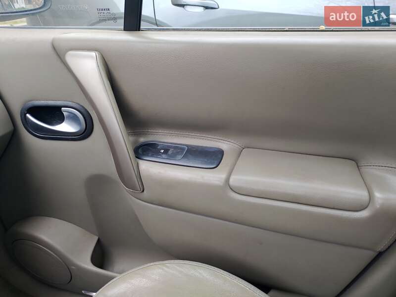 Минивэн Renault Scenic 2004 в Пустомытах