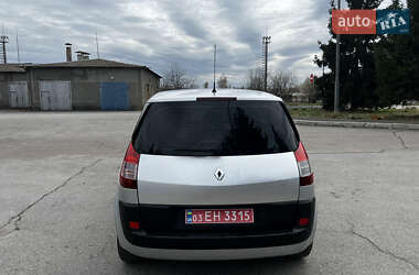 Минивэн Renault Scenic 2005 в 