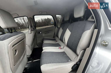 Минивэн Renault Scenic 2005 в 