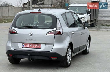 Минивэн Renault Scenic 2013 в 