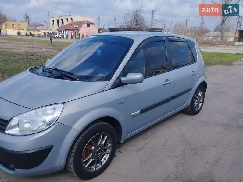 Минивэн Renault Scenic 2004 в Харькове