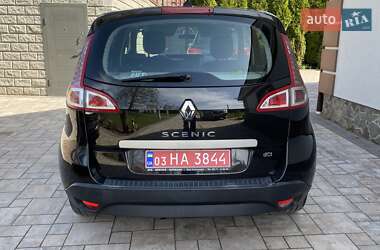 Минивэн Renault Scenic 2010 в 
