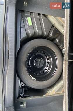 Минивэн Renault Scenic 2010 в 